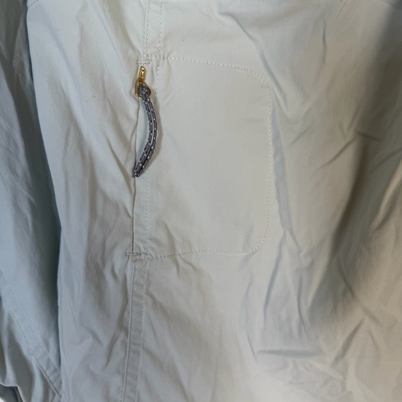 REI Womens Light Blue Sahara Long-Sleeve Button-Down Outdoor Shirt NWOT Small - Picture 7 of 8